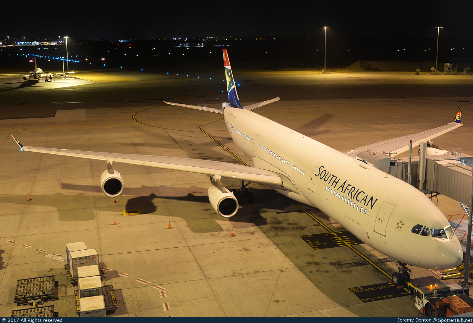 Photo of ZS-SXF - Airbus A340-313 operated by South African Airways