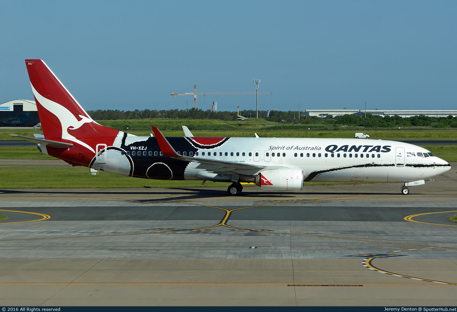Photo of VH-XZJ - Boeing 737-838 operated by Qantas
