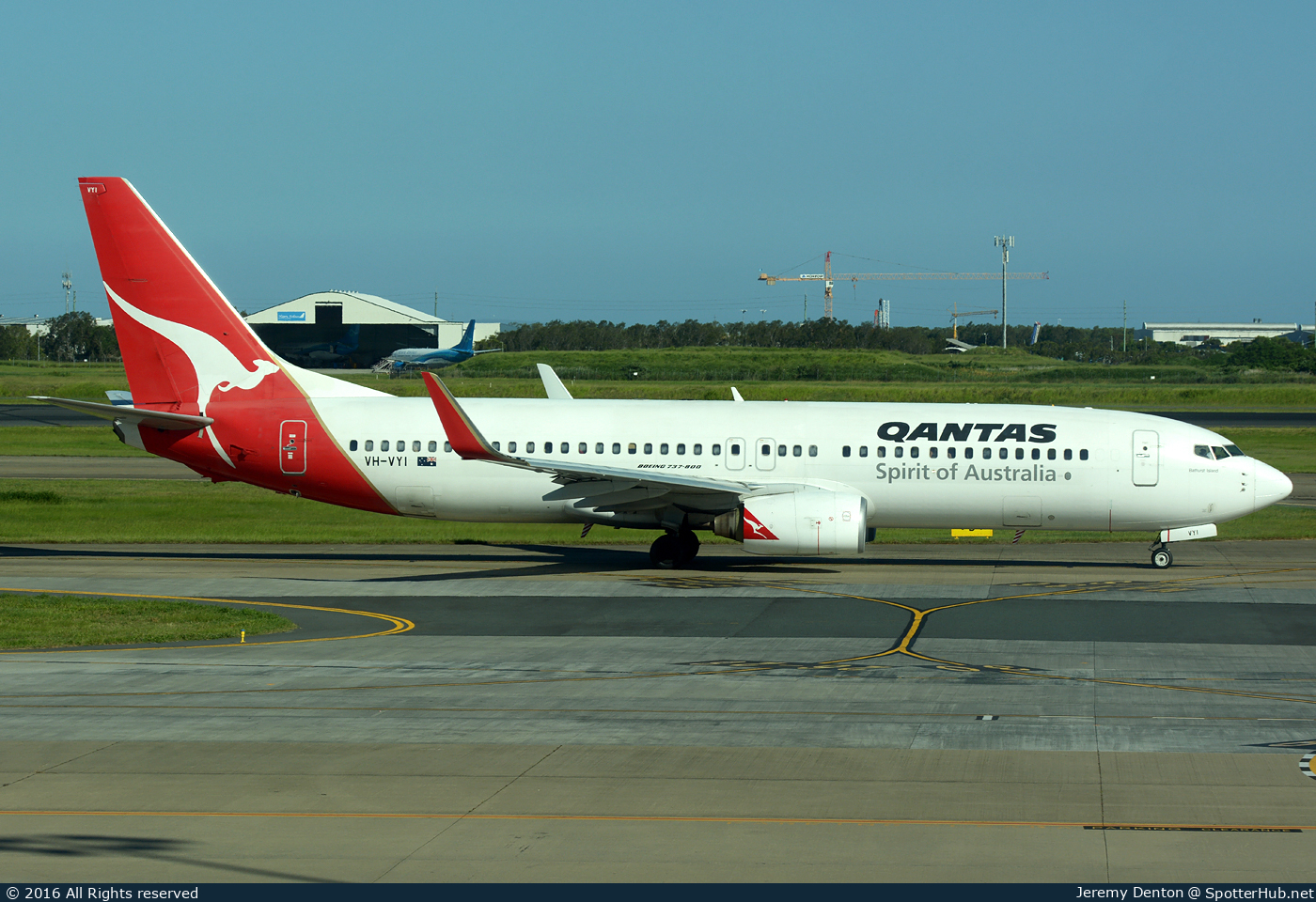 Photo of VH-VYI - Boeing 737-838 operated by Qantas