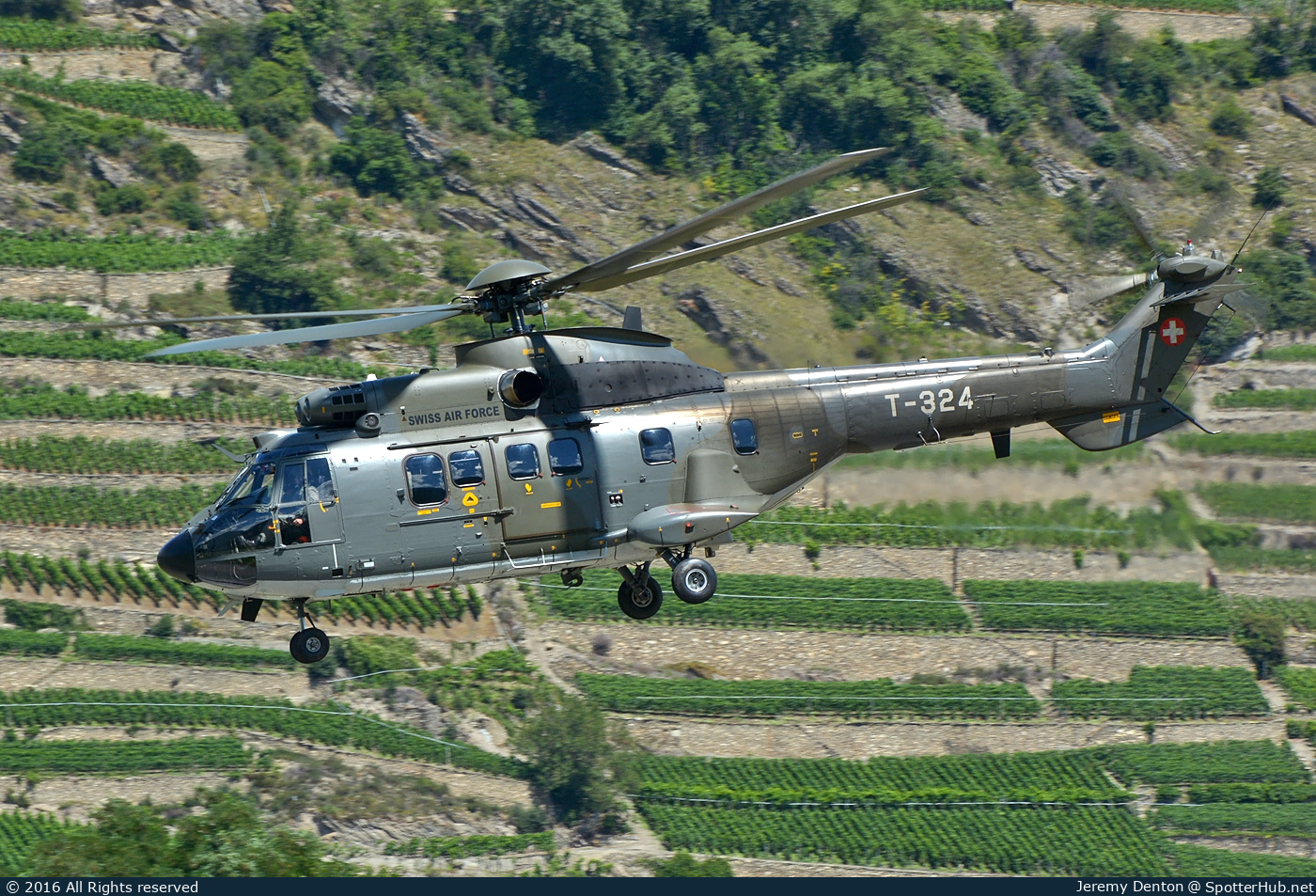 Photo of T-324 - Aérospatiale AS332M1 Super Puma operated by Swiss Air Force