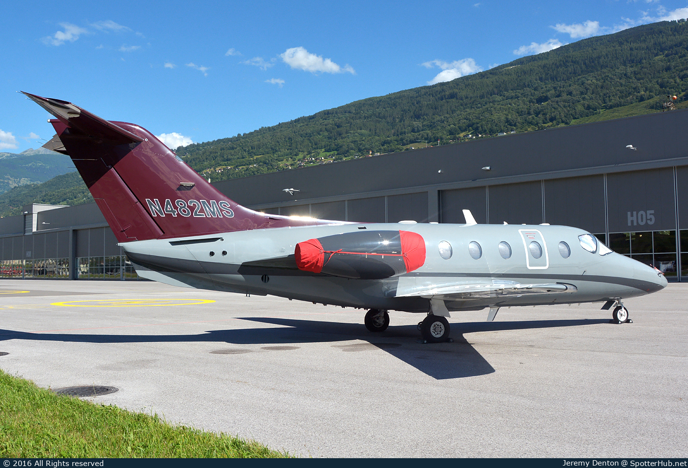 Photo of N482MS - Hawker Beechcraft 400A operated by Private