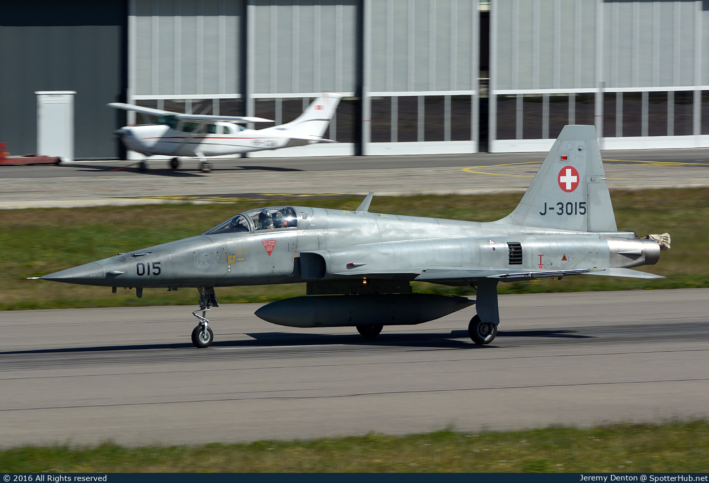 Photo of J-3015 - Northrop F-5E Tiger II operated by Swiss Air Force
