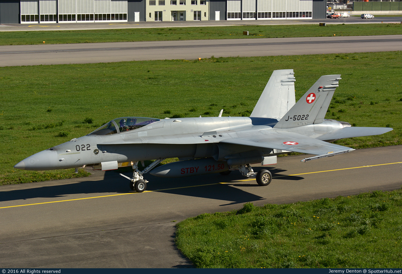 Photo of J-5022 - McDonnell Douglas F/A-18C Hornet operated by Swiss Air Force