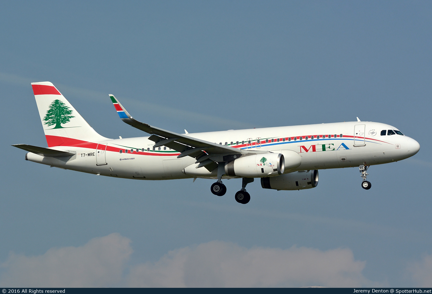 Photo of T7-MRE - Airbus A320-232 operated by MEA Middle East Airlines