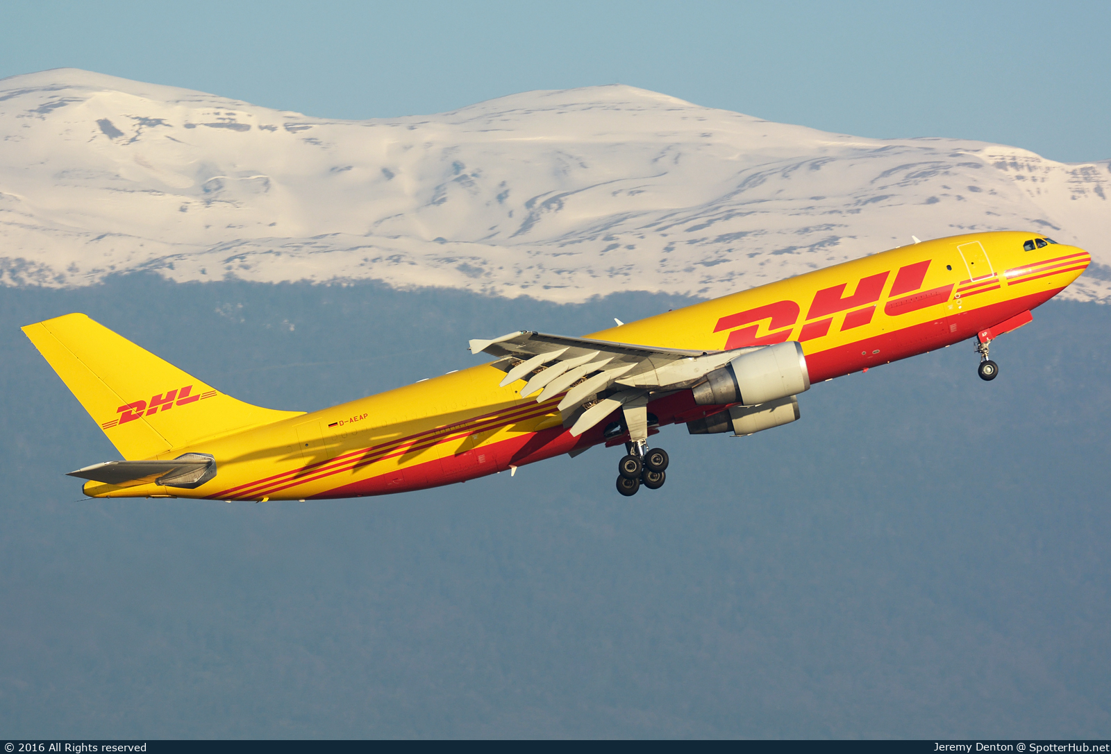 Photo of D-AEAP - Airbus A300B4-622R(F) operated by European Air Transport