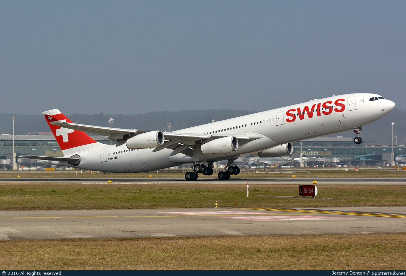 Photo of HB-JMO - Airbus A340-313 operated by Swiss International Air Lines