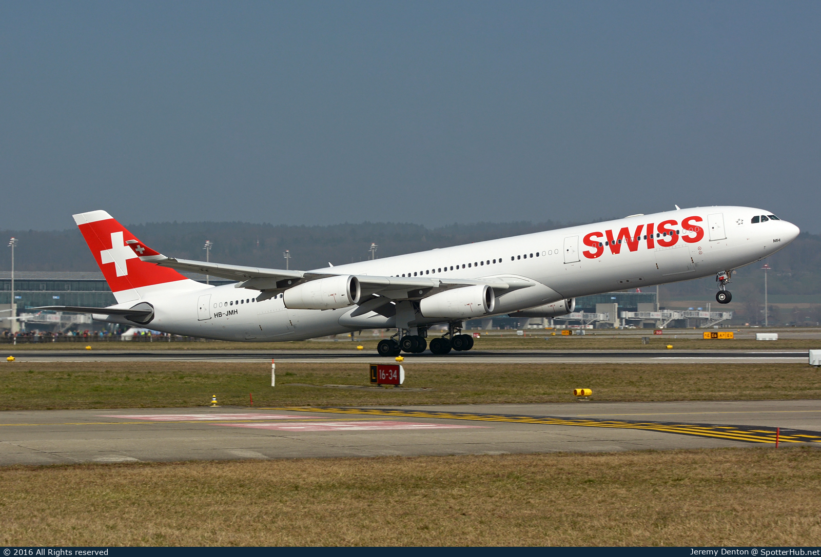Photo of HB-JMH - Airbus A340-313 operated by Swiss International Air Lines