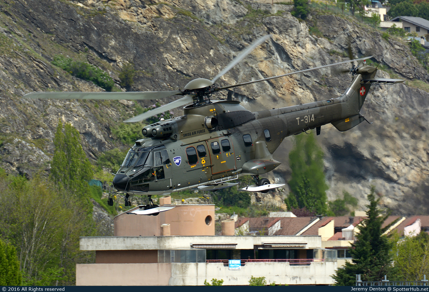 Photo of T-314 - Aérospatiale AS332M1 Super Puma operated by Swiss Air Force