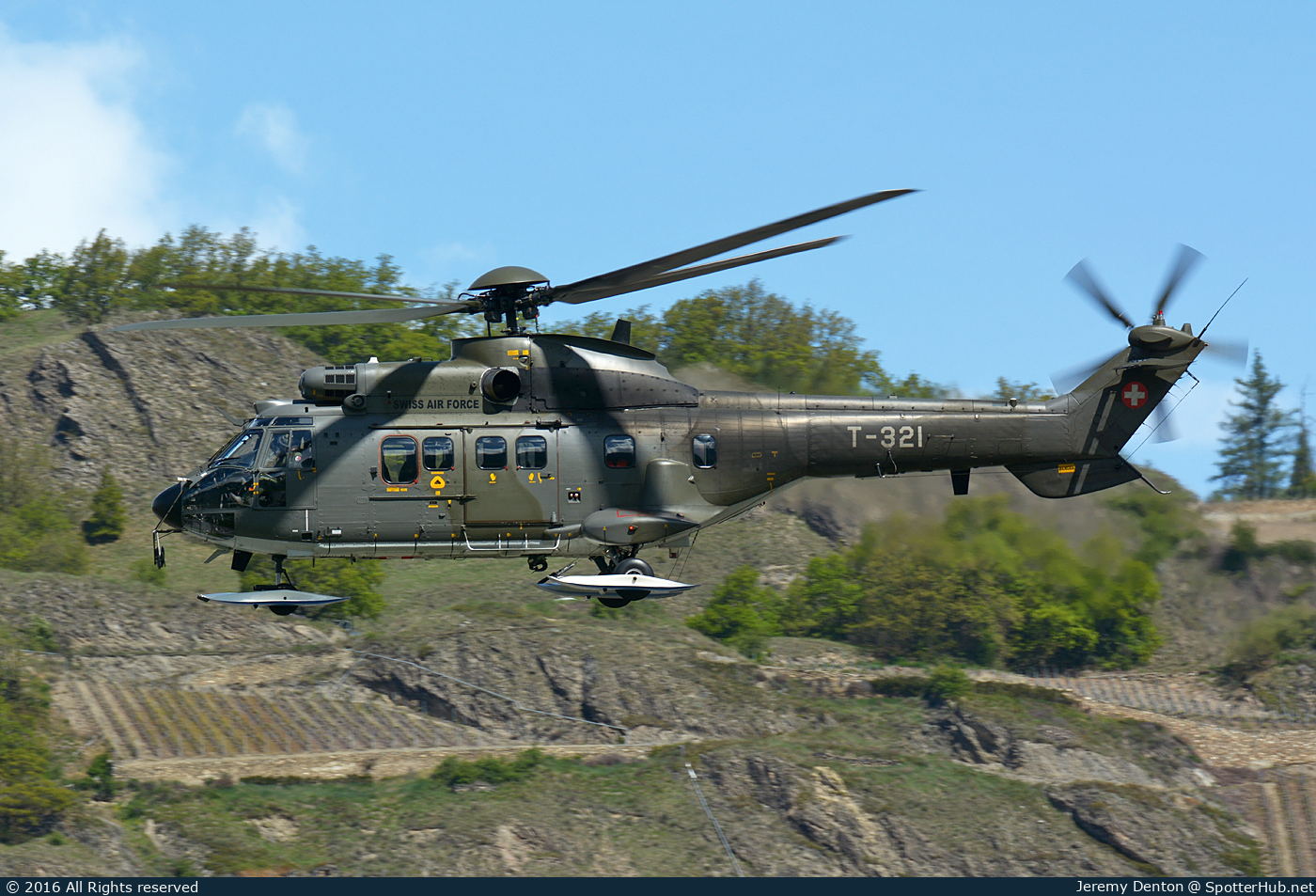 Photo of T-321 - Aérospatiale AS332M1 Super Puma operated by Swiss Air Force