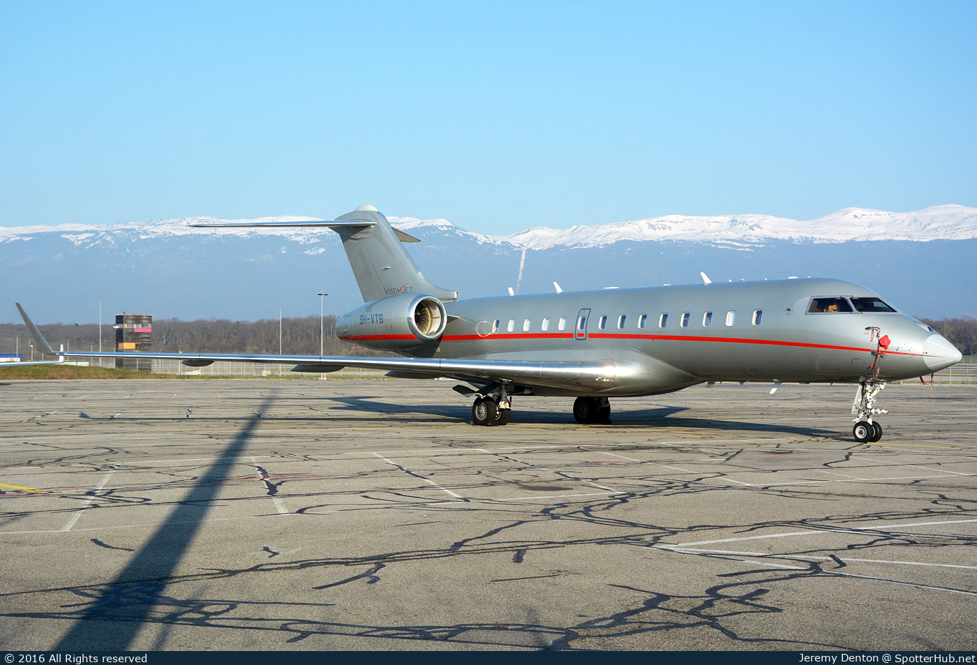 Photo of 9H-VTB - Bombardier Global 5000 operated by VistaJet