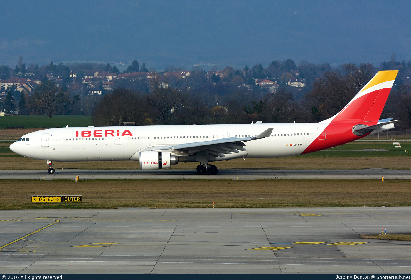 Photo of EC-LZX - Airbus A330-302 operated by Iberia