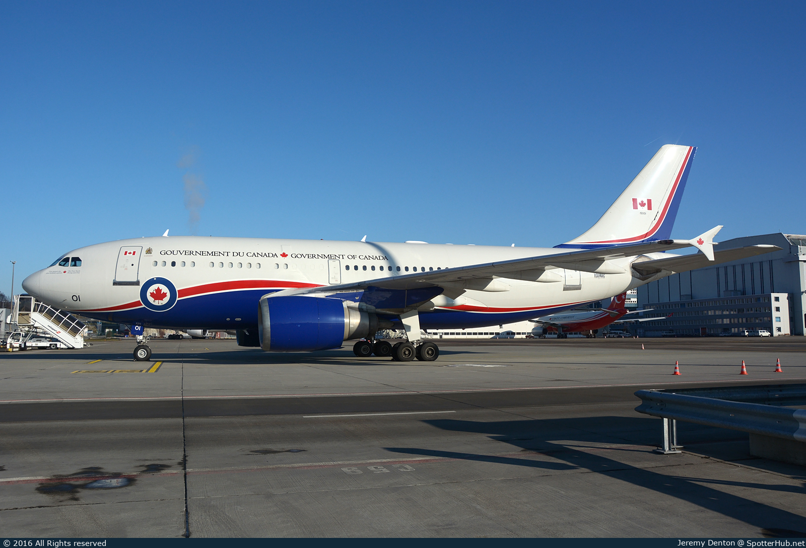 Photo of 15001 - Airbus CC-150 Polaris operated by Royal Canadian Air Force