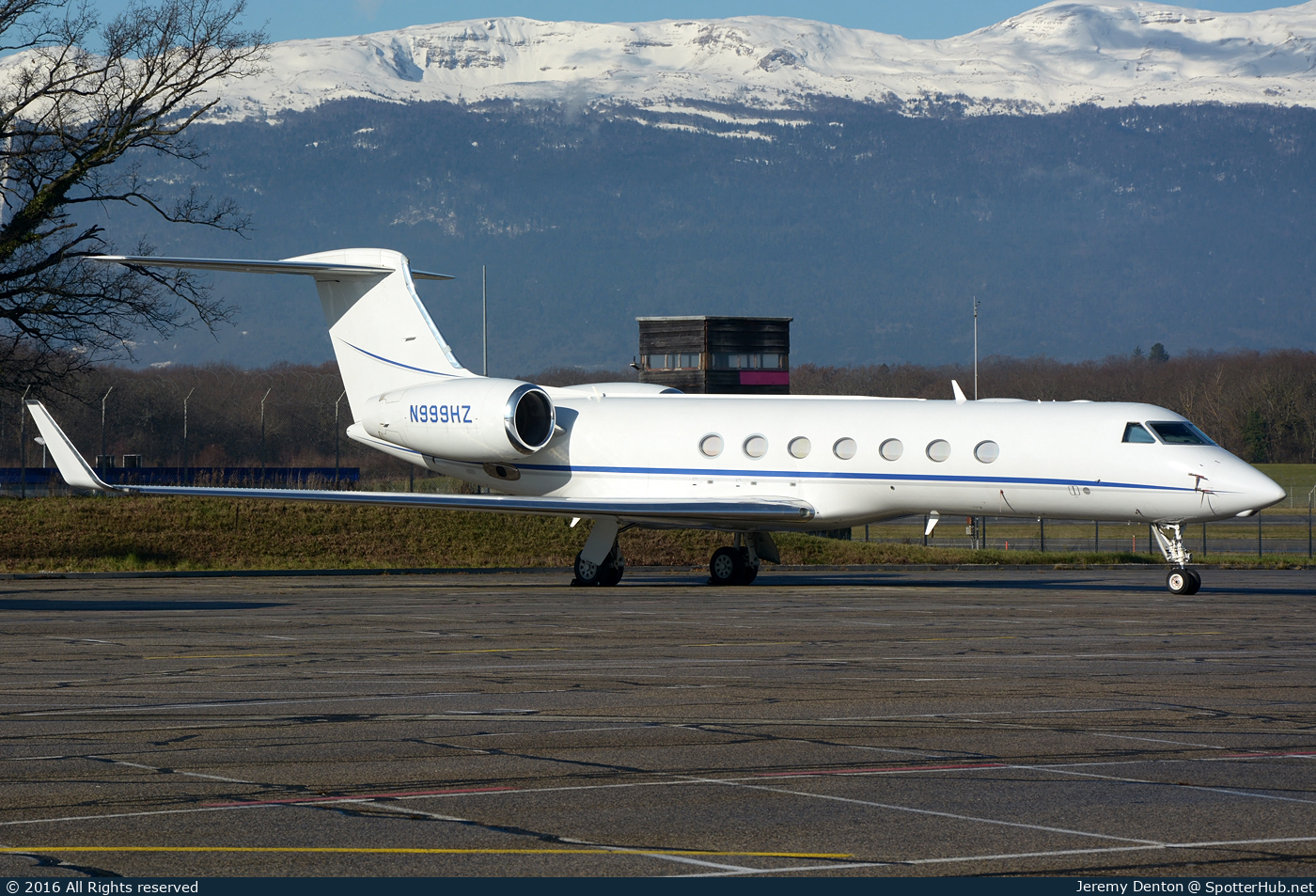 Photo of N999HZ - Gulfstream GV-SP (G550) operated by Private