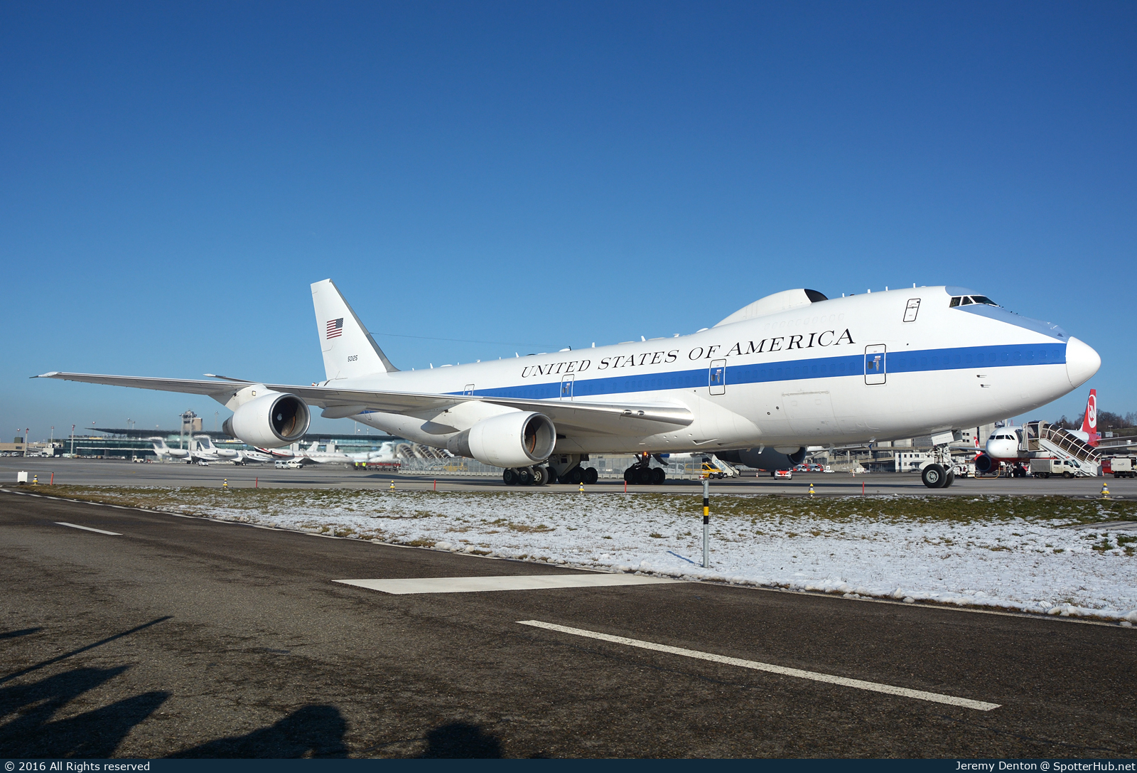 Photo of 75-0125 - Boeing E-4B operated by US Air Force