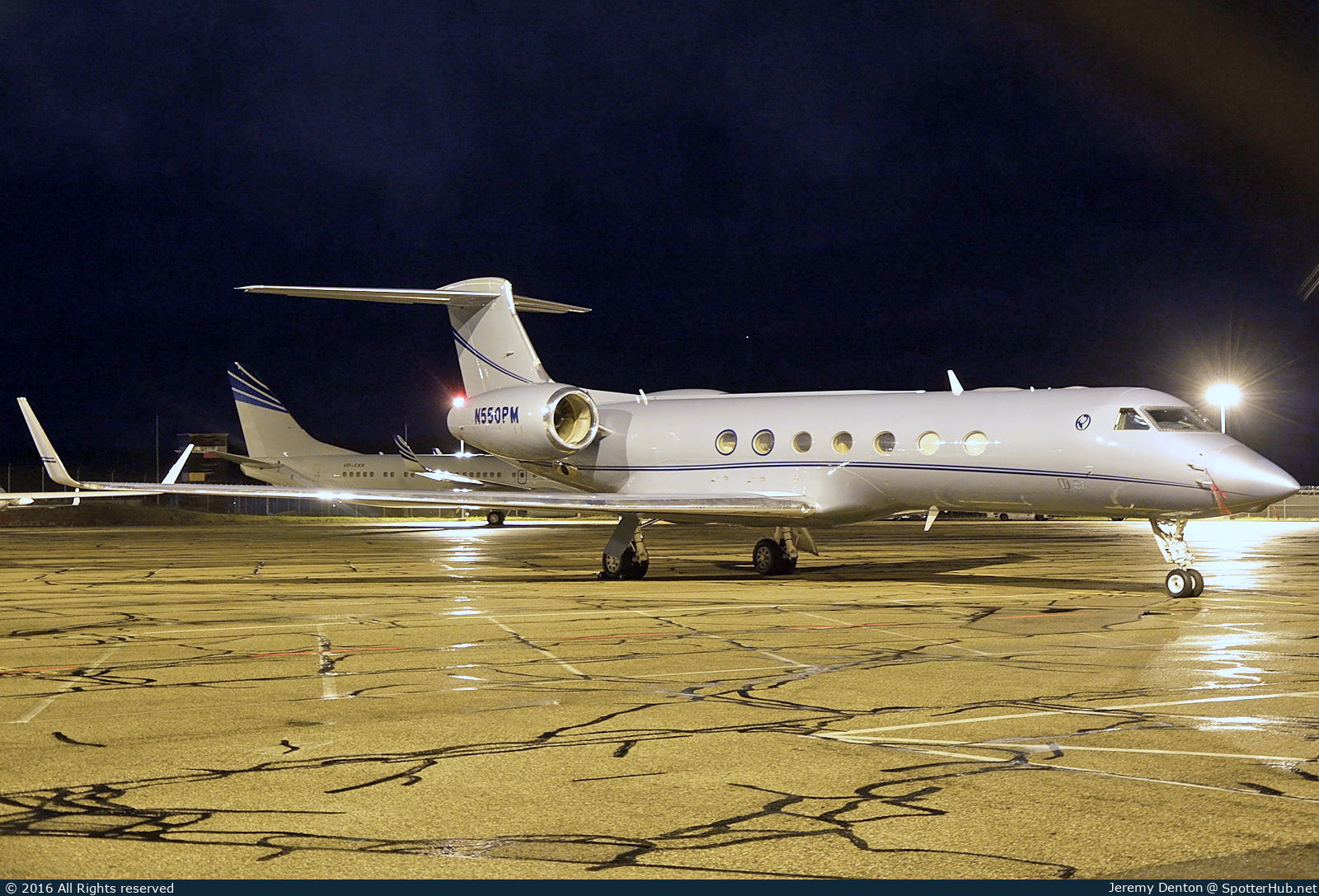 Photo of N550PM - Gulfstream GV-SP (G550) operated by Philip Morris