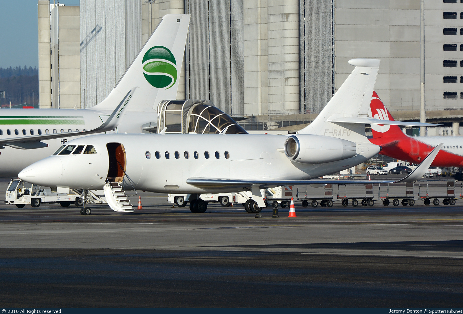 Photo of F-RAFD - Dassault Falcon 2000LX operated by French Air Force
