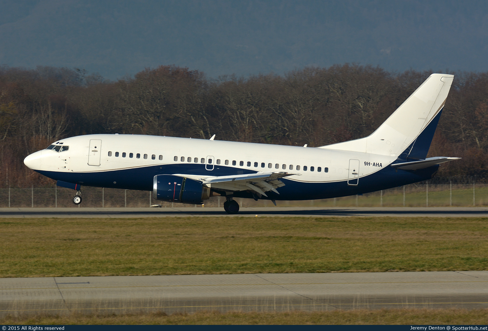 Photo of 9H-AHA - Boeing 737-505 operated by AirX Charter