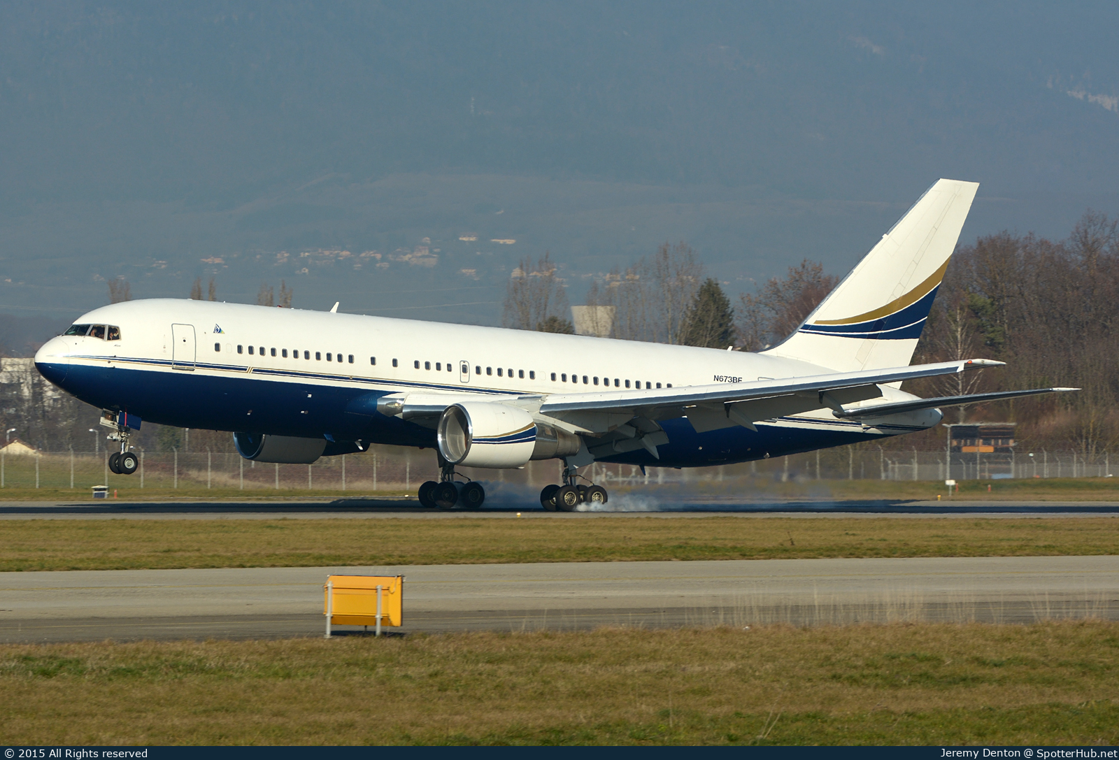 Photo of N673BF - Boeing 767-238(ER) operated by Polaris Aviation Solutions