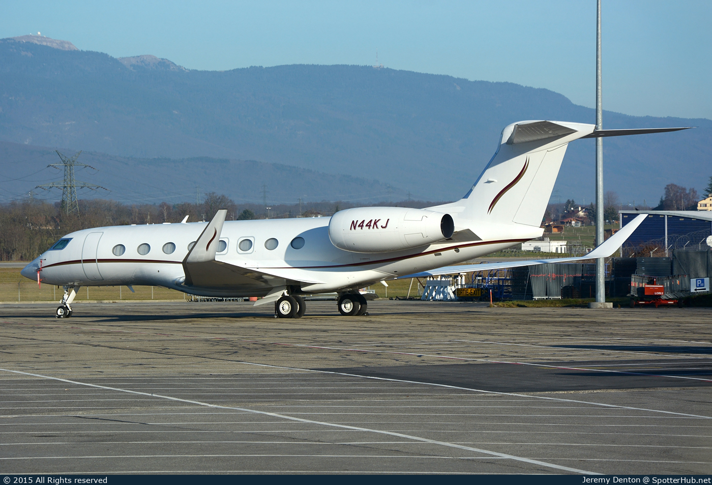Photo of N44KJ - Gulfstream G650ER operated by Private