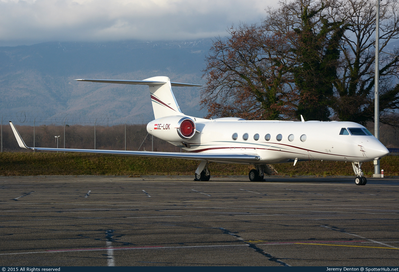 Photo of OE-LOK - Gulfstream GV-SP (G550) operated by MJet