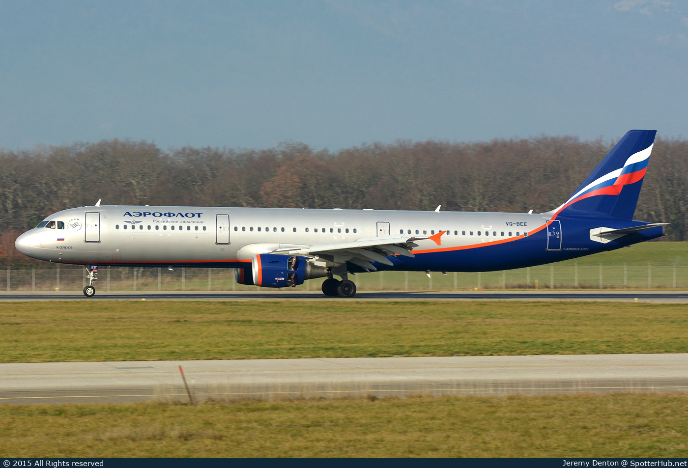 Photo of VQ-BEE - Airbus A321-211 operated by Aeroflot