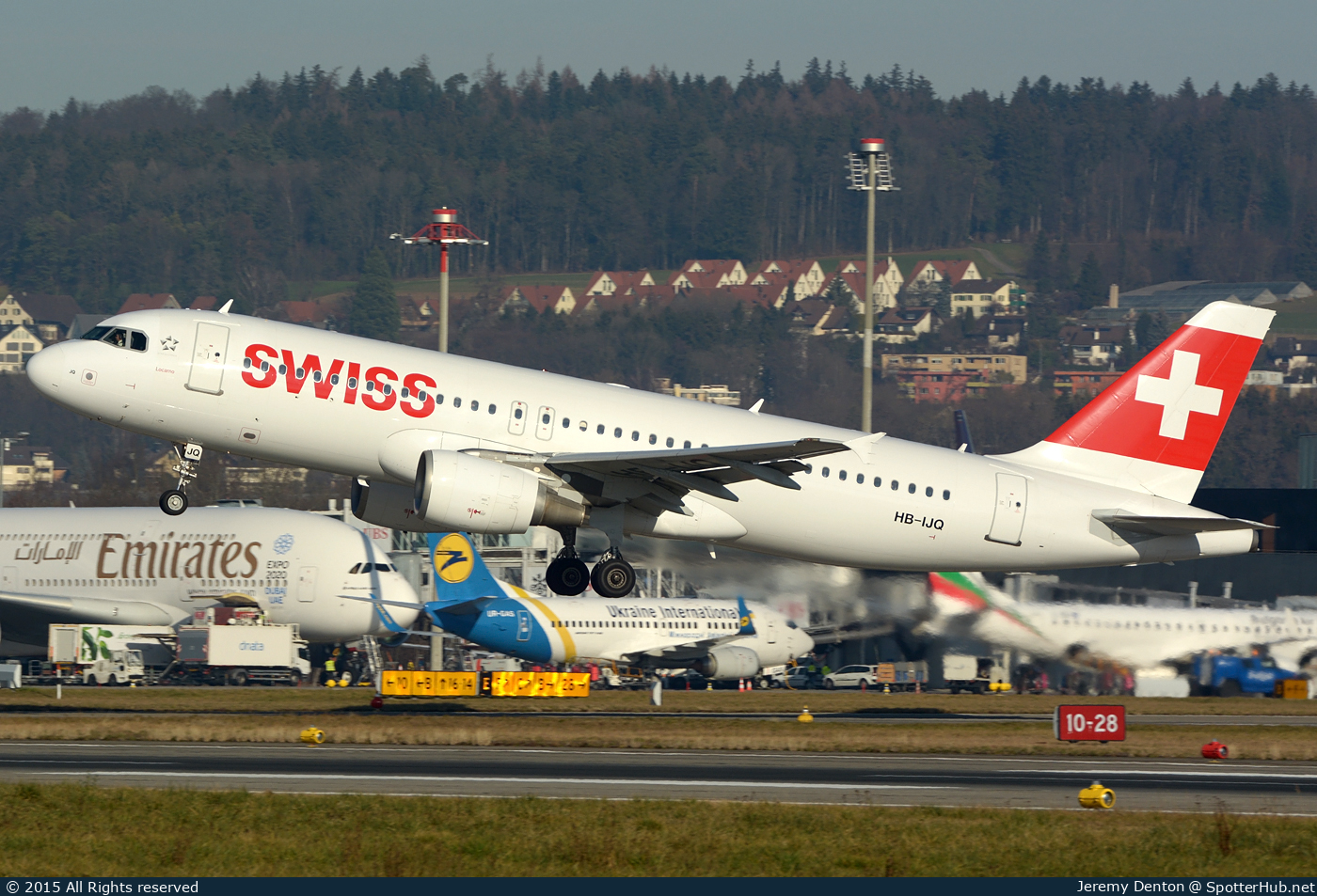 Photo of HB-IJQ - Airbus A320-214 operated by Swiss International Air Lines