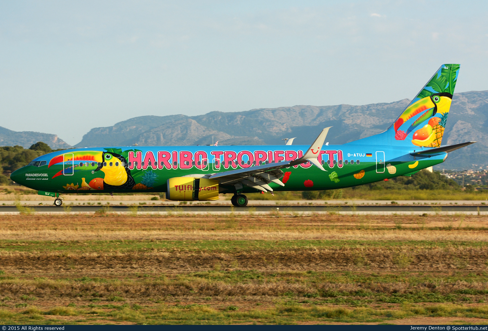 Photo of D-ATUJ - Boeing 737-8K5 operated by TUIfly