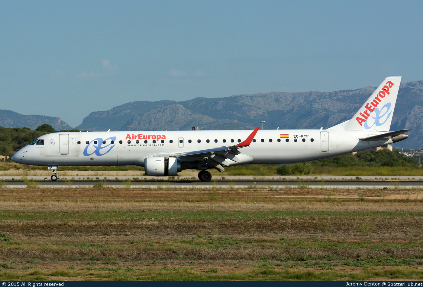 Photo of EC-KYP - Embraer ERJ-195LR operated by Air Europa