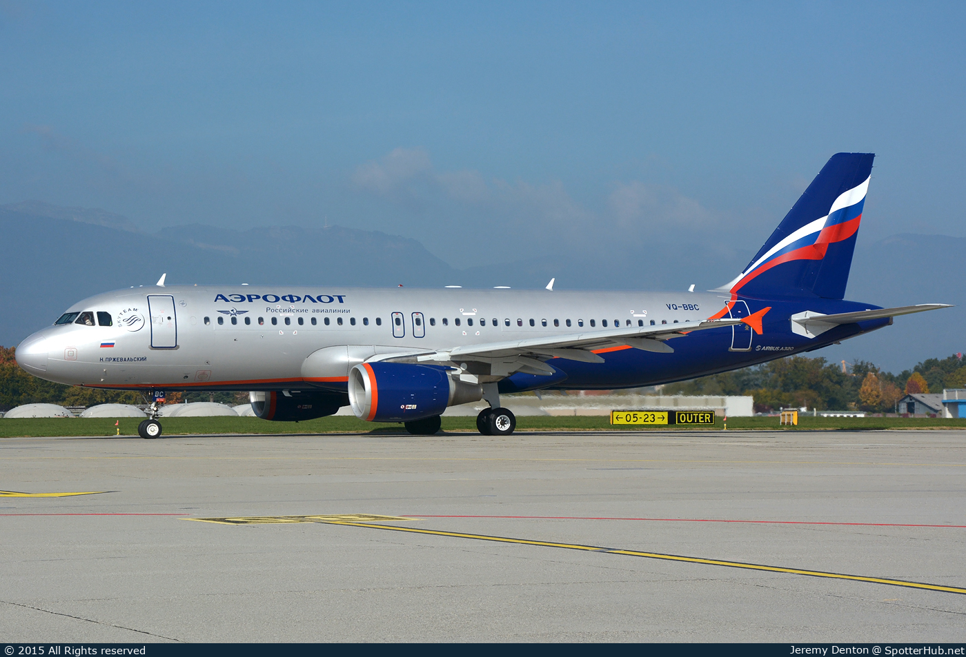 Photo of VQ-BBC - Airbus A320-214 operated by Aeroflot