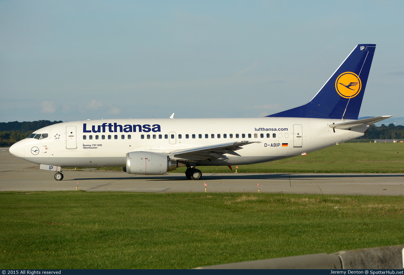 Photo of D-ABIP - Boeing 737-530 operated by Lufthansa