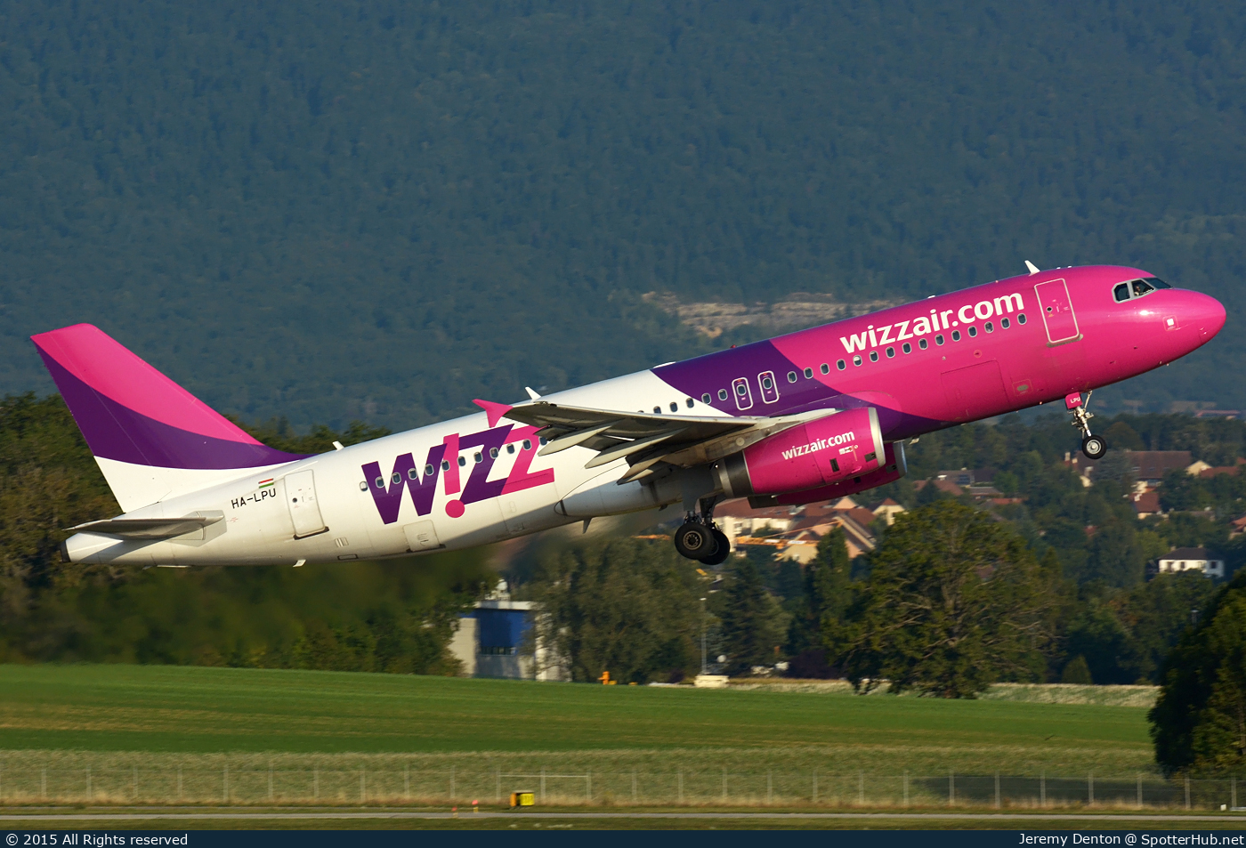 Photo of HA-LPU - Airbus A320-232 operated by Wizz Air