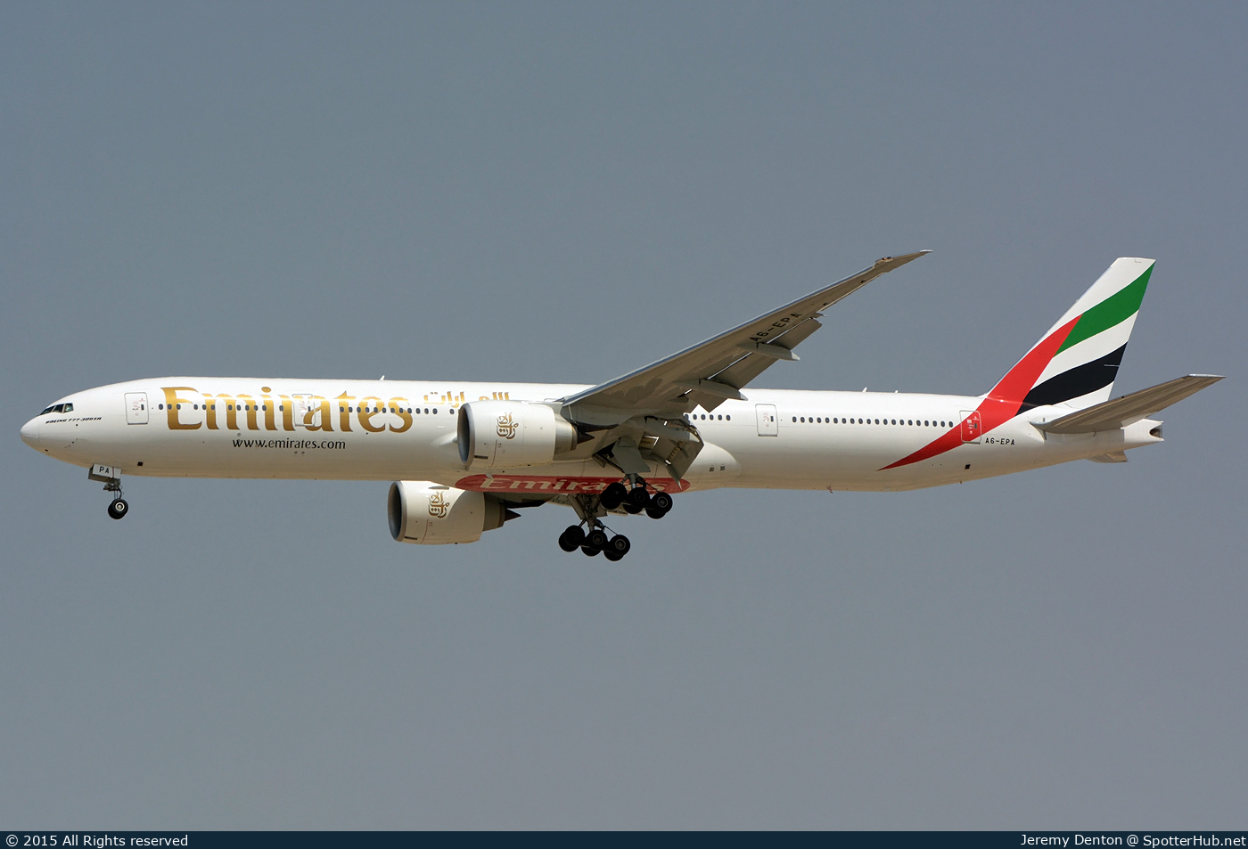 Photo of A6-EPA - Boeing 777-31H(ER) operated by Emirates