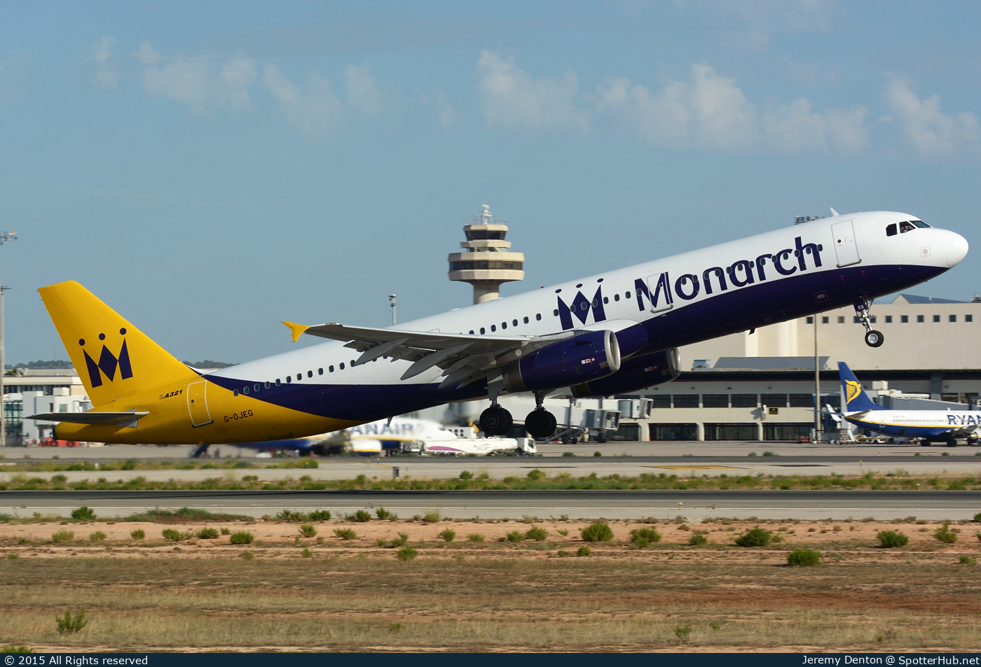 Photo of G-OJEG - Airbus A321-231 operated by Monarch Airlines