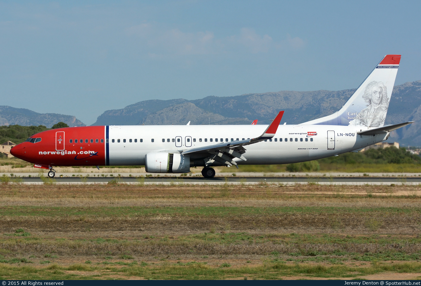 Photo of LN-NOU - Boeing 737-8FZ operated by Norwegian Air Shuttle