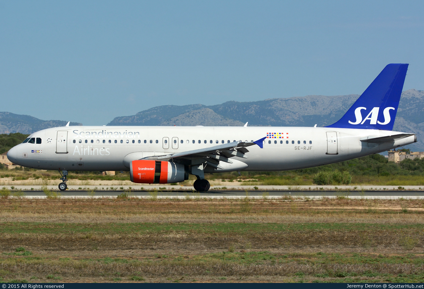 Photo of SE-RJF - Airbus A320-232 operated by SAS Scandinavian Airlines