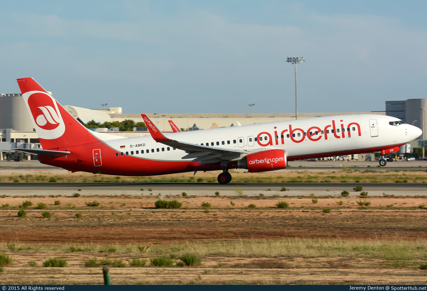 Photo of D-ABKD - Boeing 737-86J operated by Air Berlin