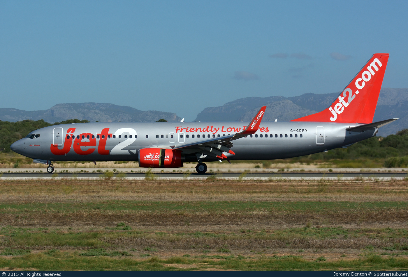 Photo of G-GDFX - Boeing 737-8K5 operated by Jet2