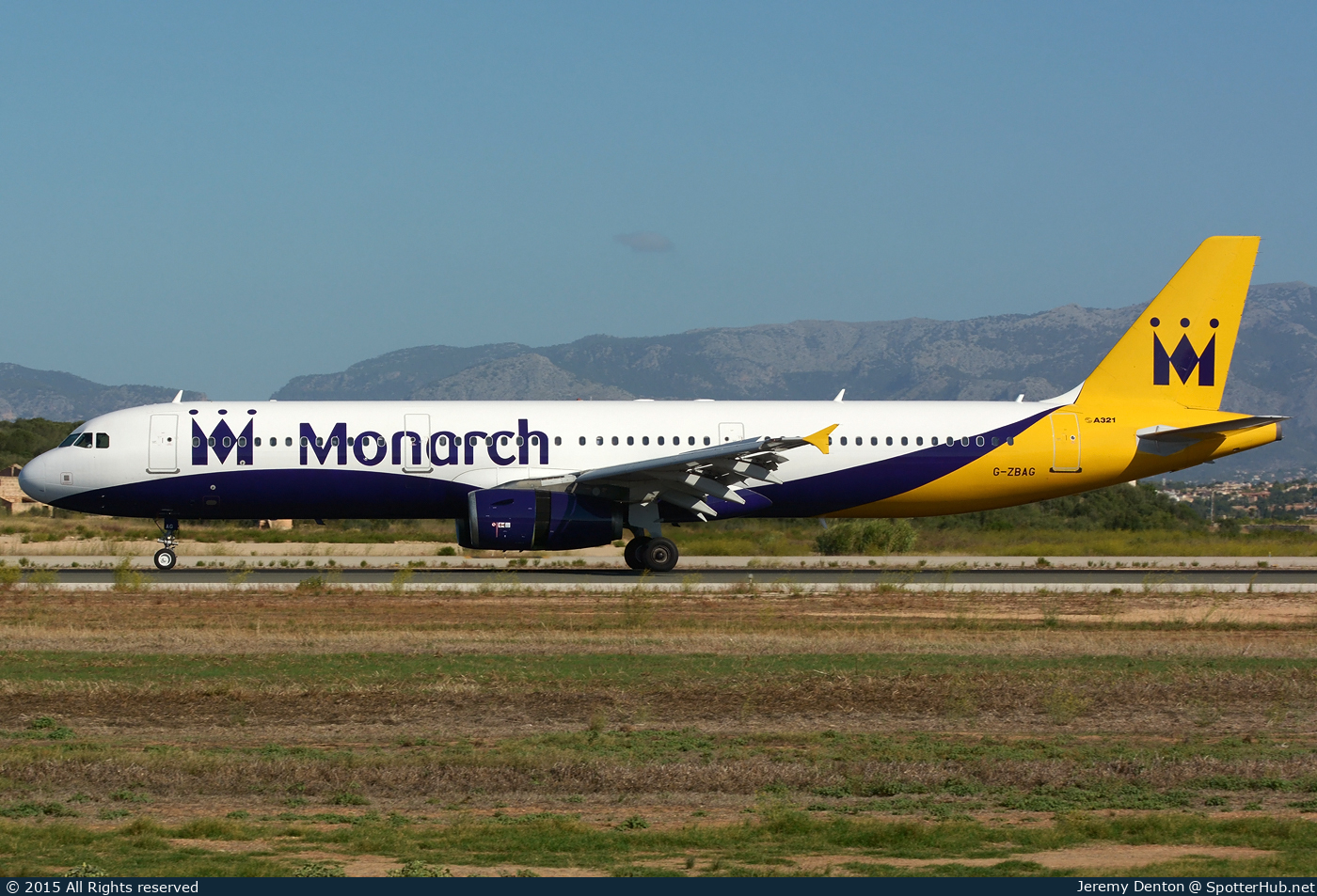 Photo of G-ZBAG - Airbus A321-231 operated by Monarch Airlines