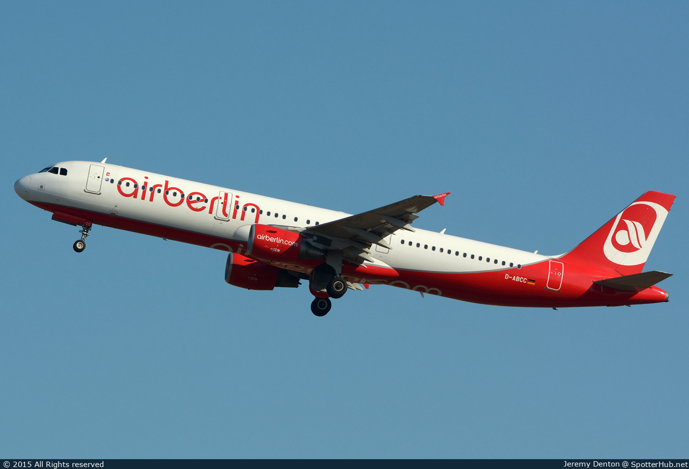 Photo of D-ABCC - Airbus A321-211 operated by Air Berlin