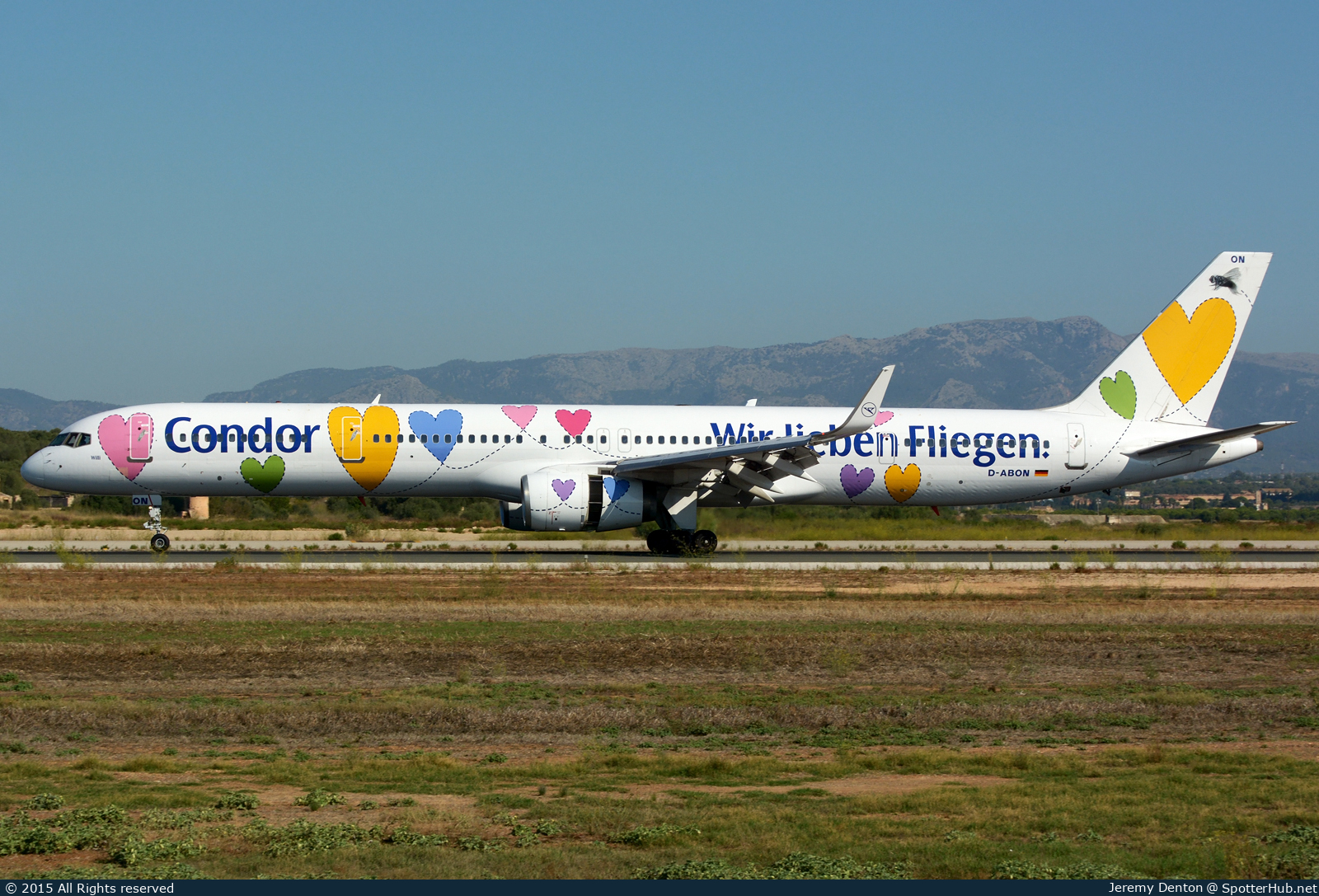Photo of D-ABON - Boeing 757-330 operated by Condor