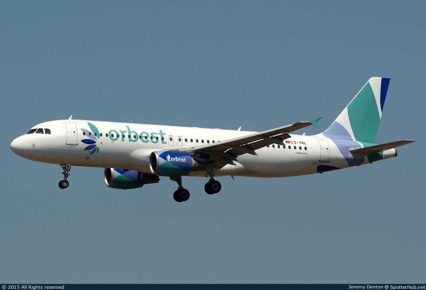 Photo of CS-TRL - Airbus A320-214 operated by Orbest Airlines