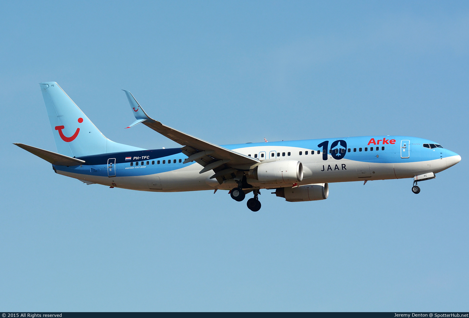 Photo of PH-TFC - Boeing 737-8K5 operated by Arke