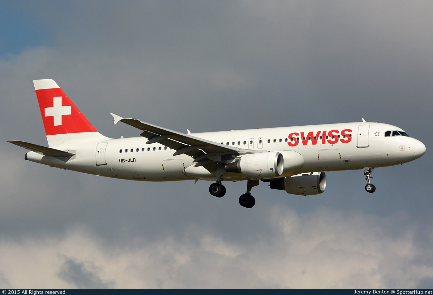 Photo of HB-JLR - Airbus A320-214 operated by Swiss International Air Lines