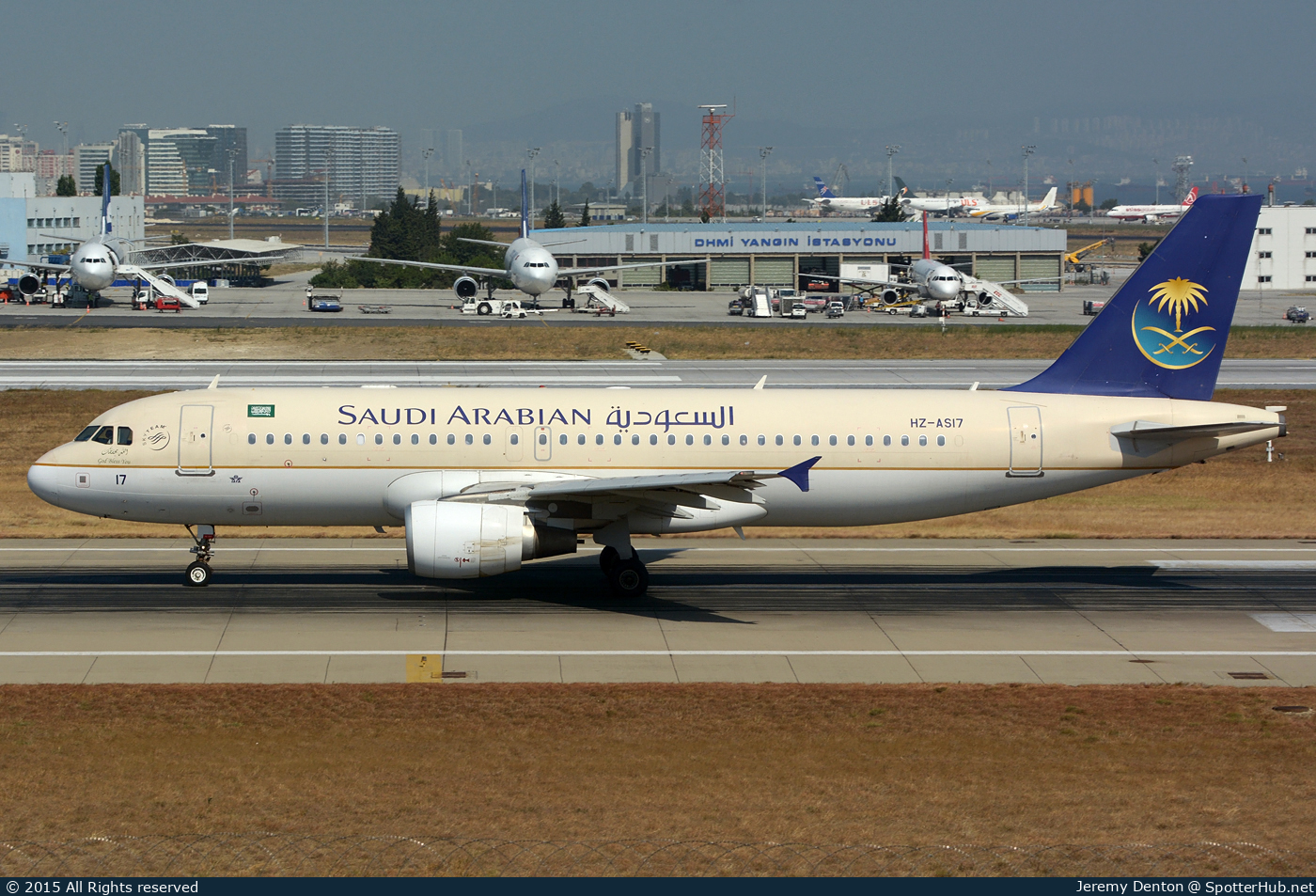 Photo of HZ-AS17 - Airbus A320-214 operated by Saudi Arabian Airlines