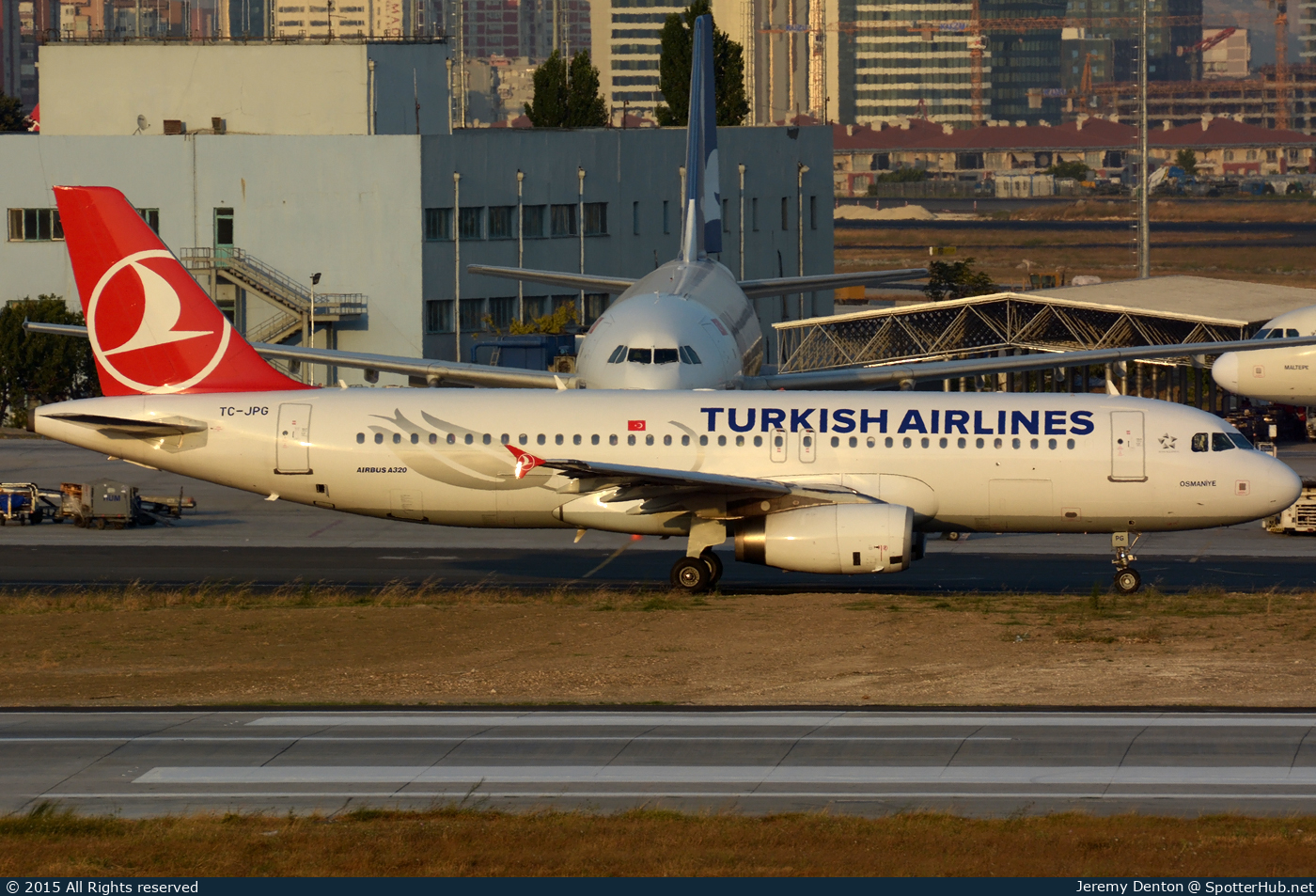 Photo of TC-JPG - Airbus A320-232 operated by Turkish Airlines