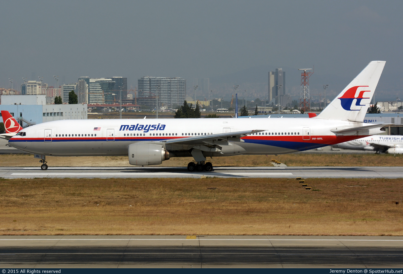 Photo of 9M-MRL - Boeing 777-2H6(ER) operated by Malaysia Airlines