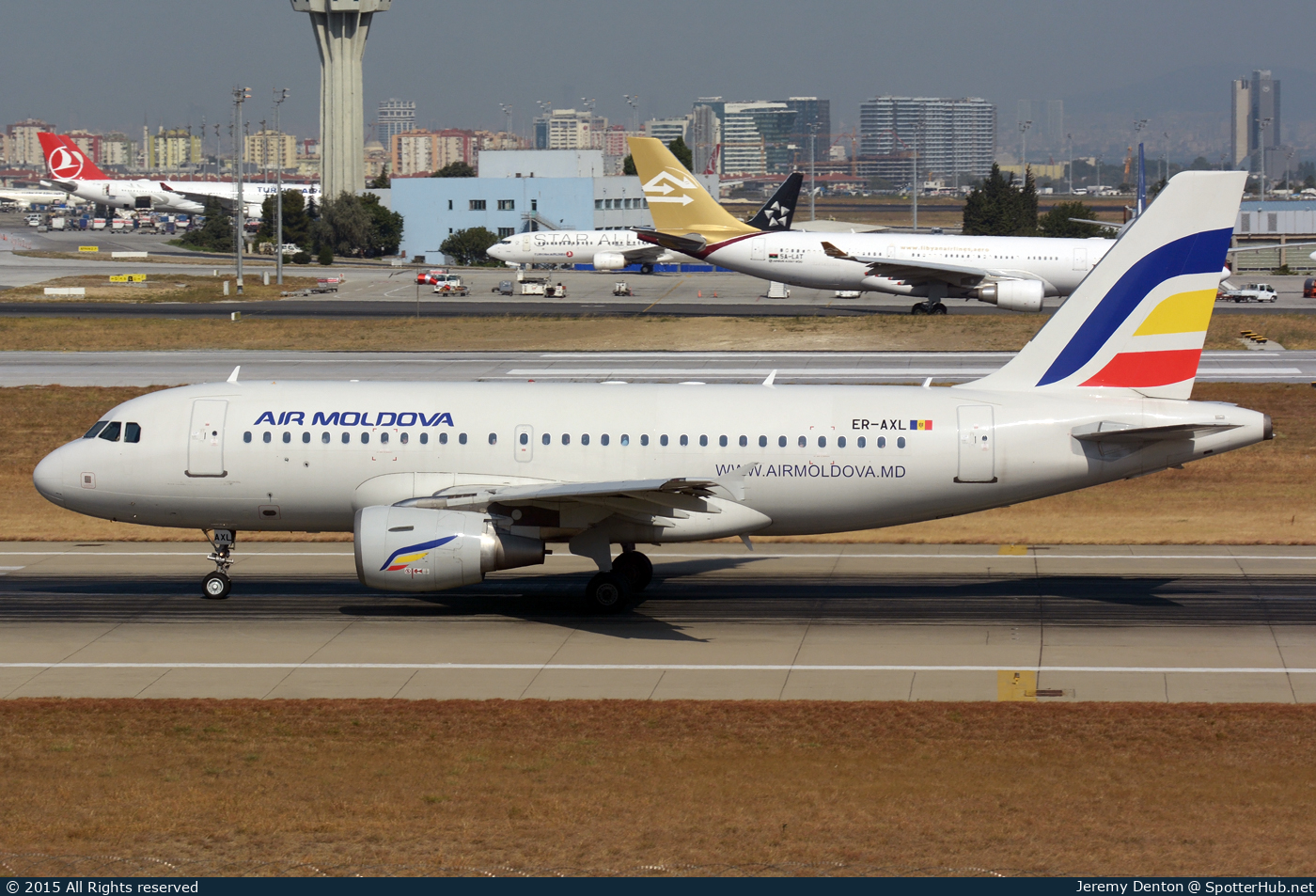 Photo of ER-AXL - Airbus A319-112 operated by Air Moldova