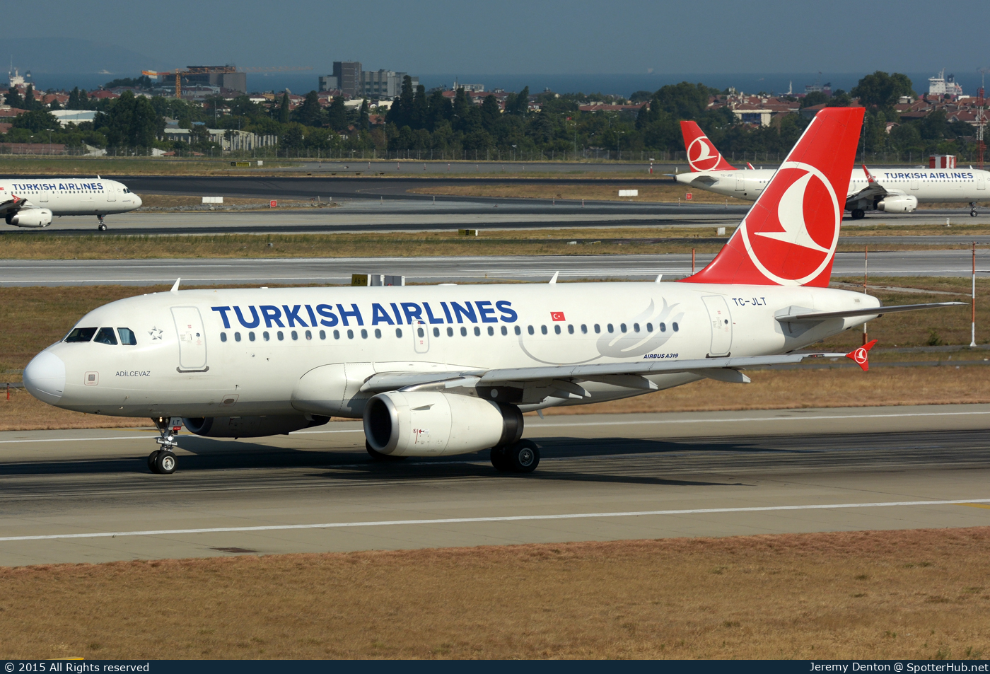 Photo of TC-JLT - Airbus A319-132 operated by Turkish Airlines