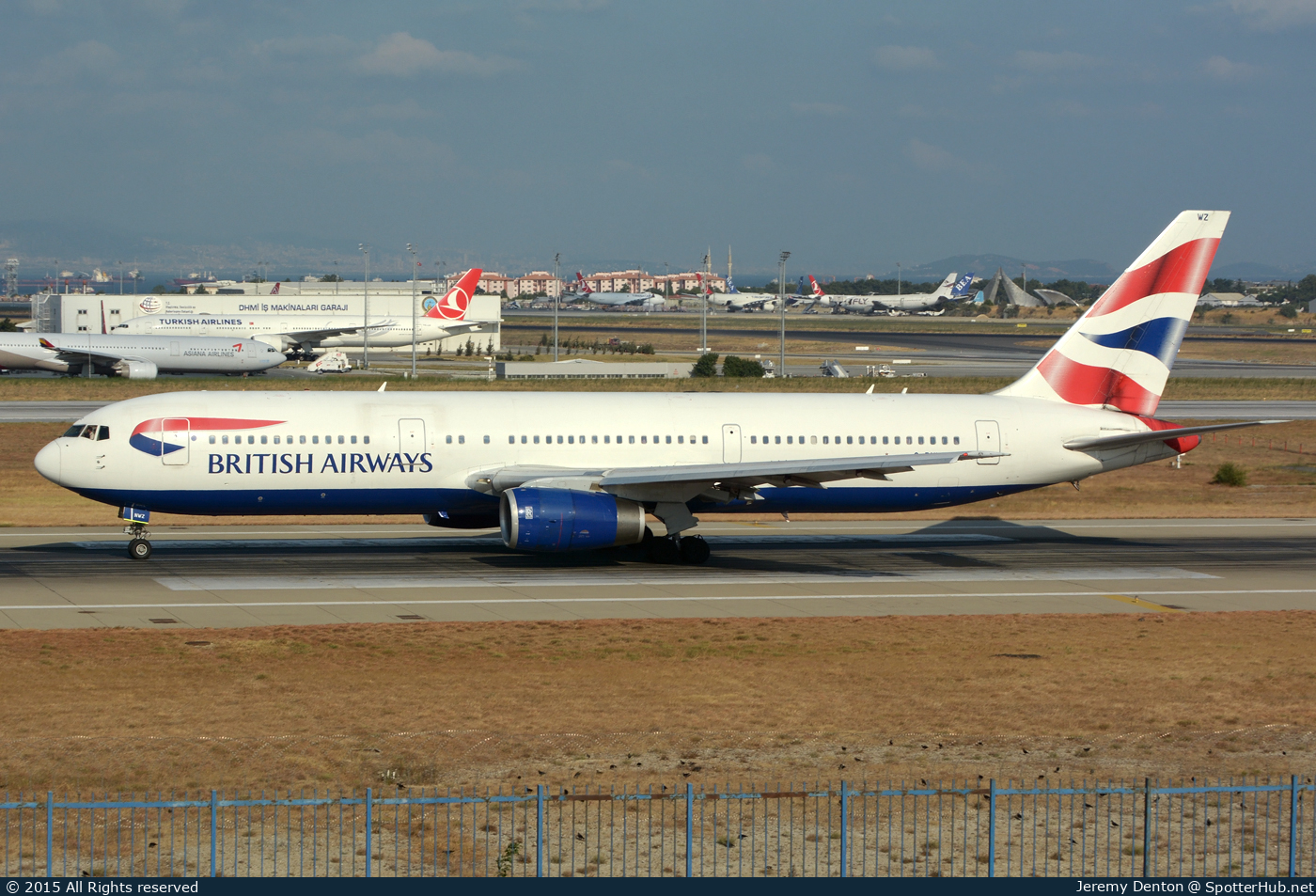 Photo of G-BNWZ - Boeing 767-336(ER) operated by British Airways