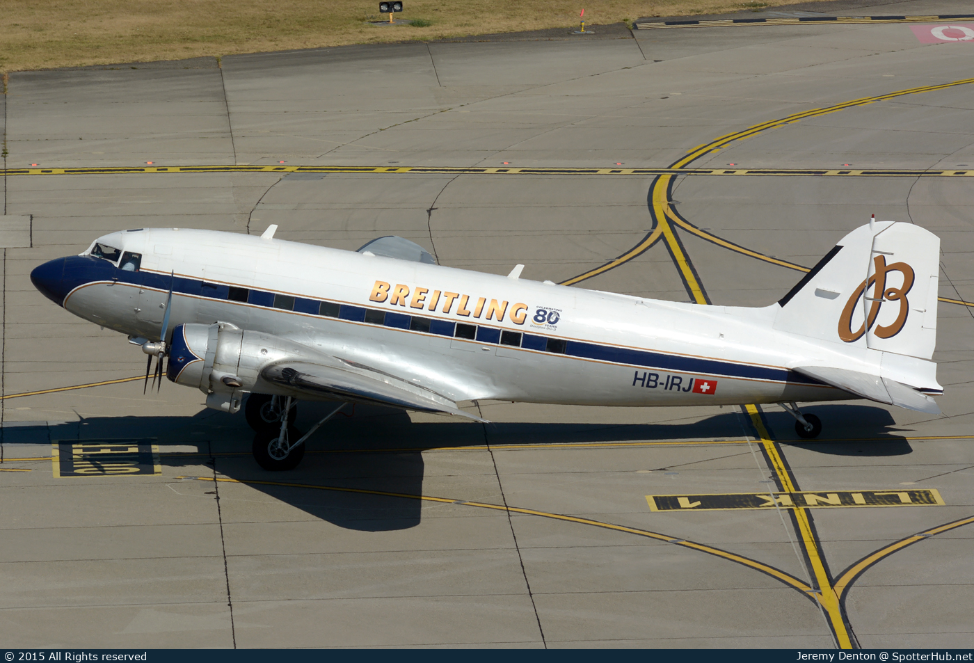 Photo of HB-IRJ - Douglas DC-3A operated by Super Constellation Flyers Association
